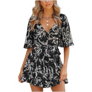 🌸 3/$15 Amazon Black and White Floral Wrap Mini Dress XL